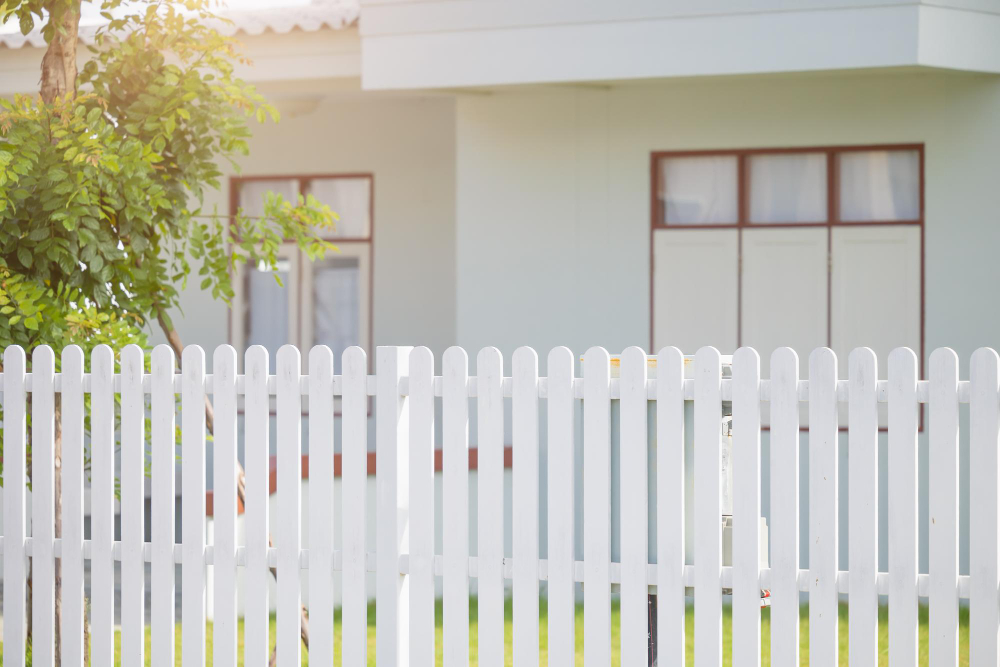 The Perfect Fence Material for Your Home