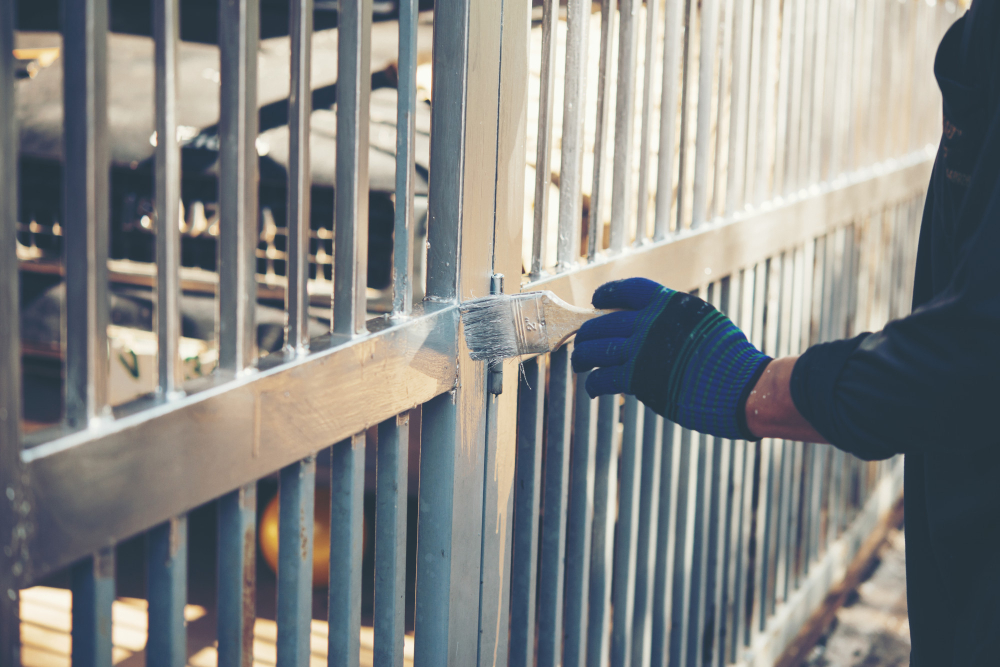 Ultimate Fence Maintenance Tips to Keep Your Fence Looking New