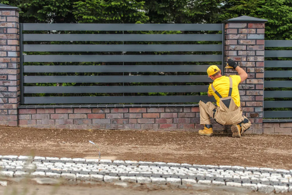 Best Privacy Fence Materials for Your Deltona, Florida Home
