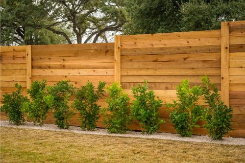 Horizontal wood fence