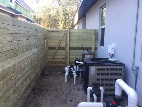 Horizontal wood fence