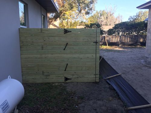 Horizontal wood fence - exterior view